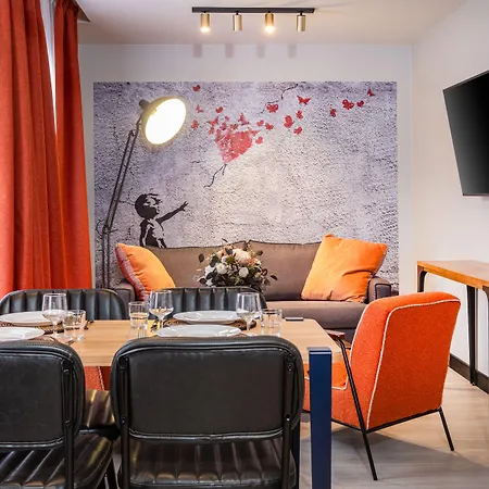 Hotel apartamentowy East