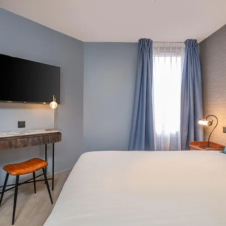 East Hotel apartamentowy 4*